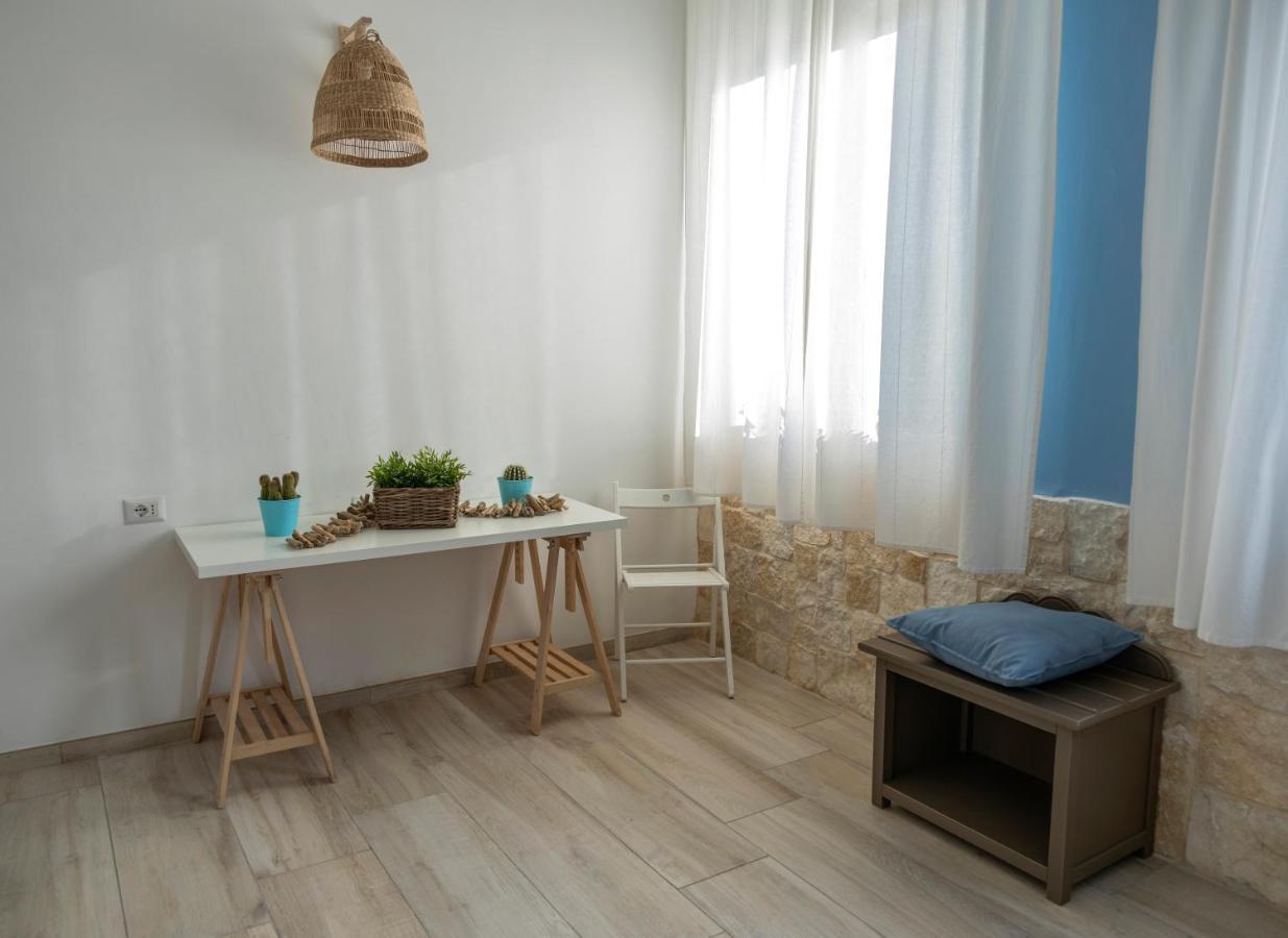Torrelama Room & Breakfast Trani Extérieur photo