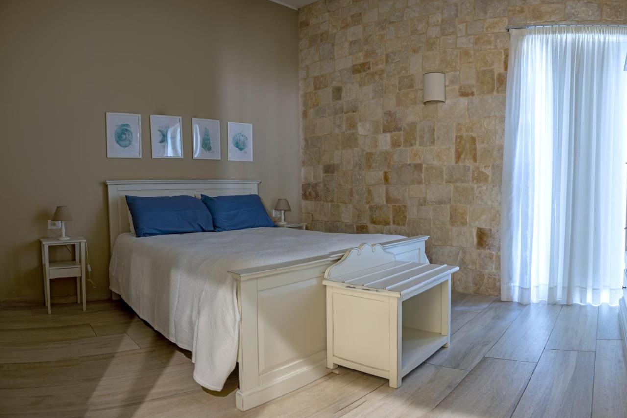 Torrelama Room & Breakfast Trani Extérieur photo